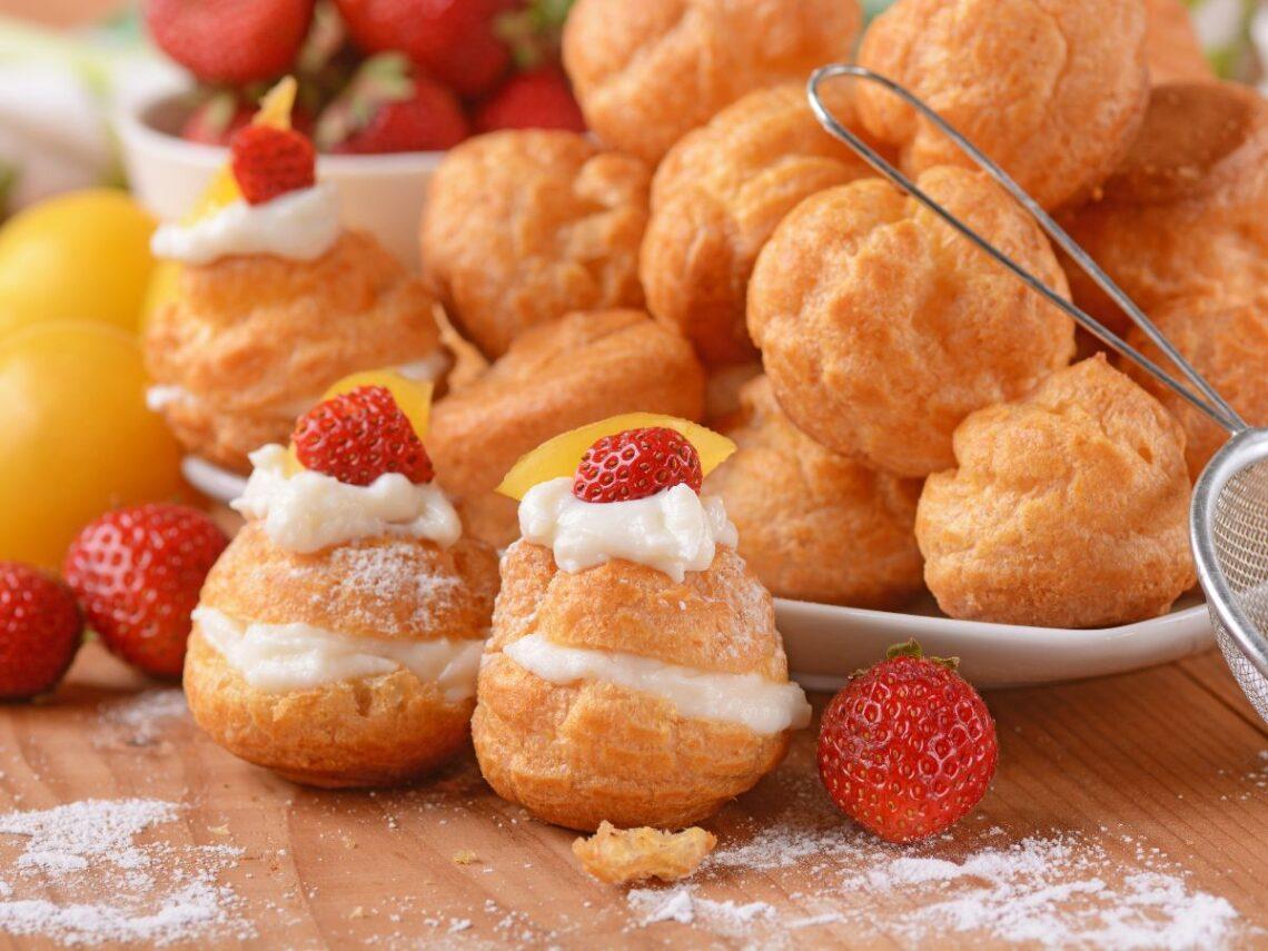 Bignè alla crema con fragole: il segreto per farli perfetti