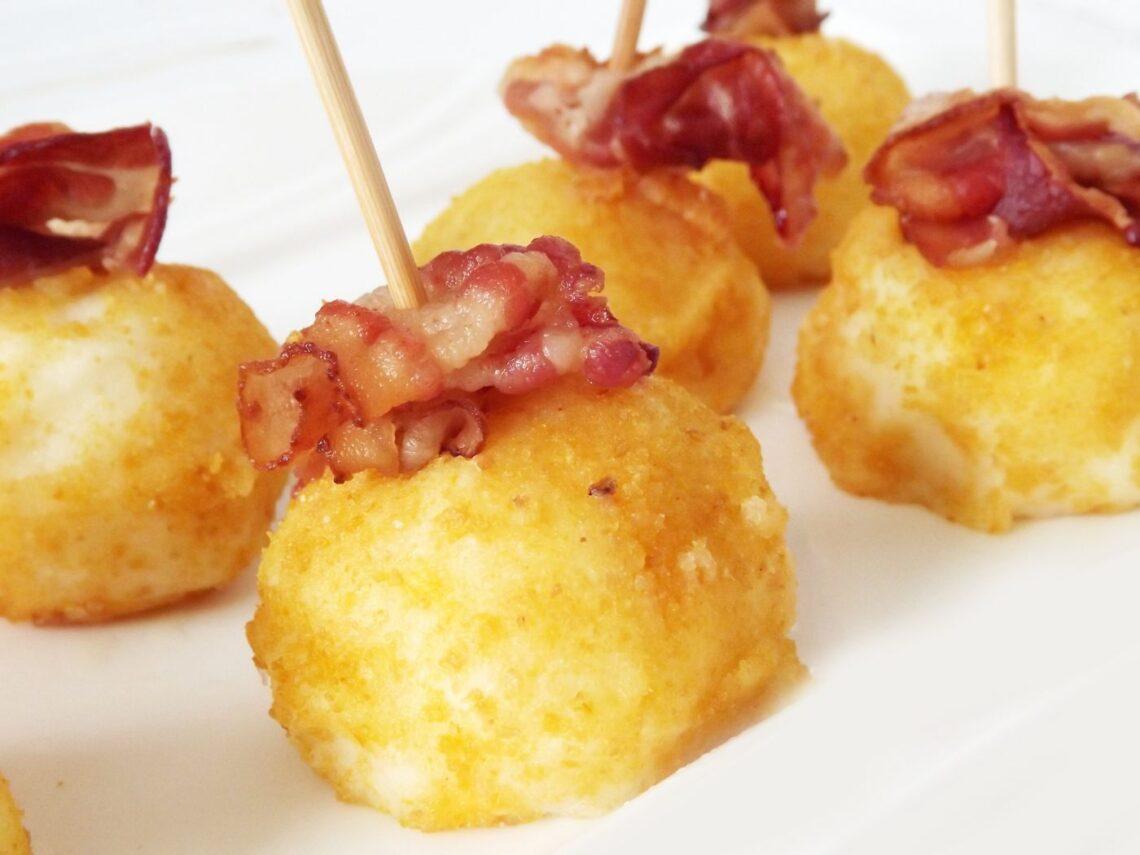 Bocconcini di patate, pancetta e formaggio