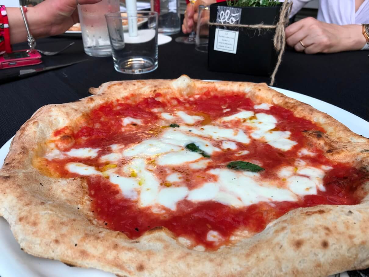 Pizza napoletana STG, la star della Giornata Mondiale della Pizza