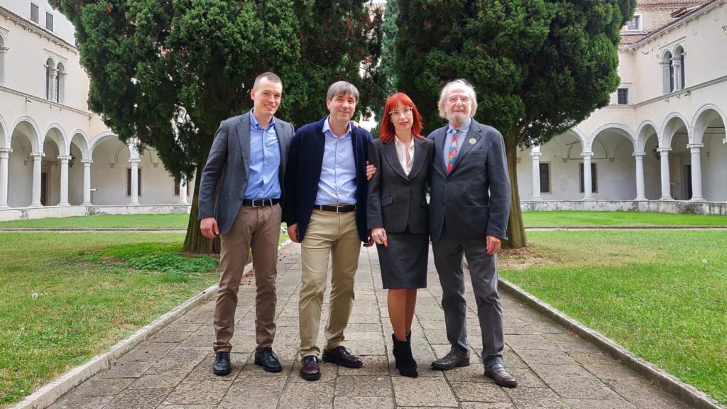 Curatori della Guida Oro I Vini di Veronelli 2020
