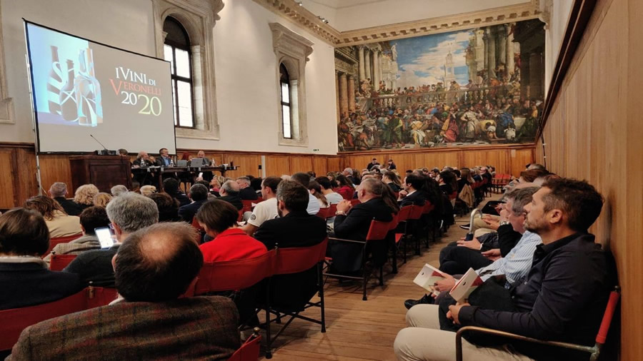 Guida Oro I Vini di Veronelli 2020: i riconoscimenti assegnati Presentazione Guida Vini di Veronelli 2020