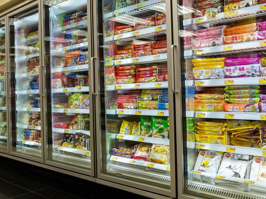 La differenza tra congelare e surgelare Frigoriferi per surgelati al supermercato