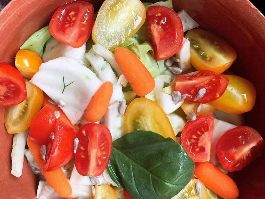 Insalata funzionale per mangiare a colori Insalata funzionale