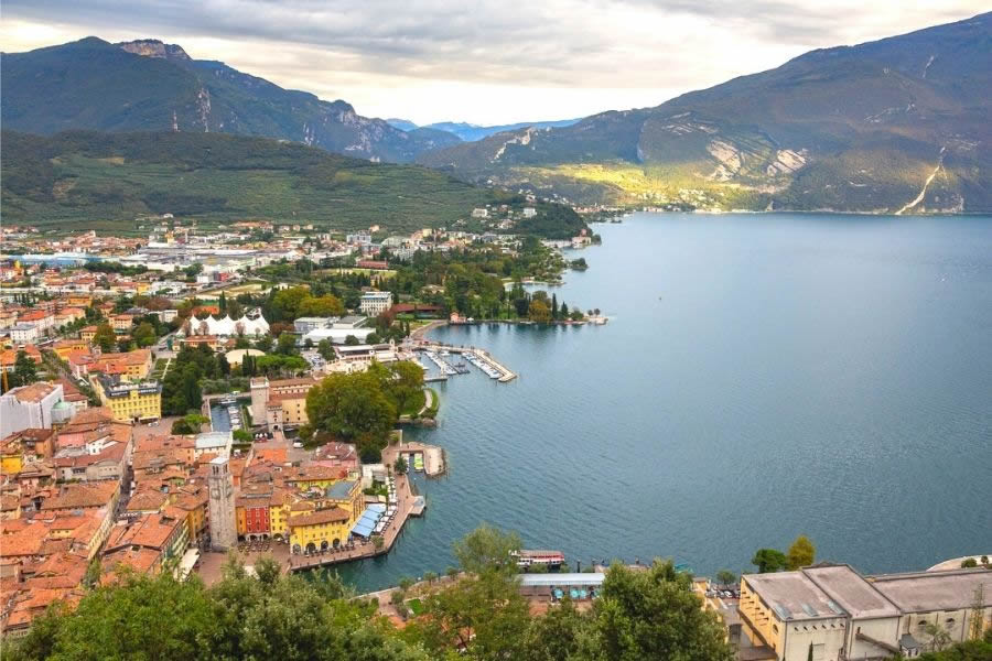 Vini Cantina di Riva: 4 etichette per ottimi sorsi trentini Vini Cantina di Riva: 4 etichette per ottimi sorsi trentini