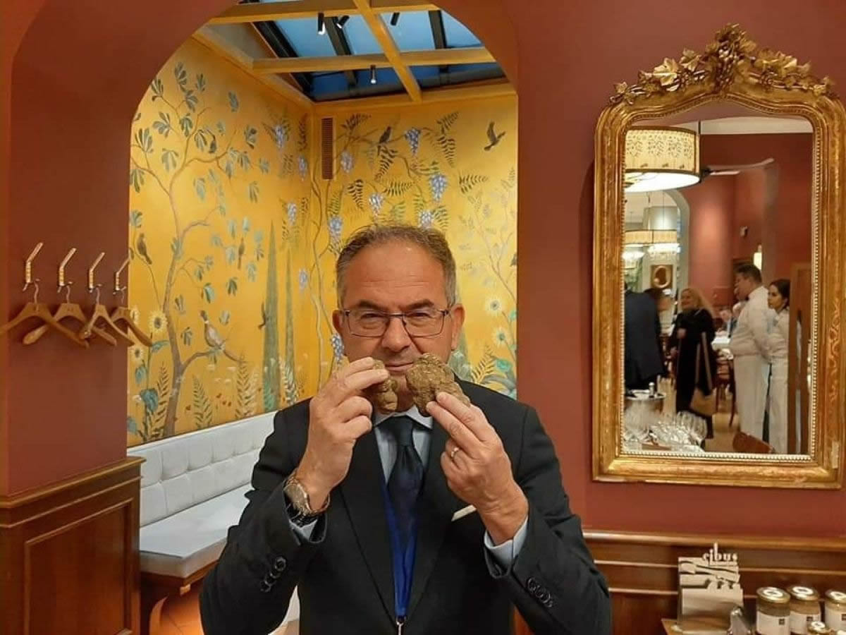 Libro di Giuseppe Cristini: Uno su mille... come farcela da soli Giuseppe Cristini: Uno su mille... come farcela da soli