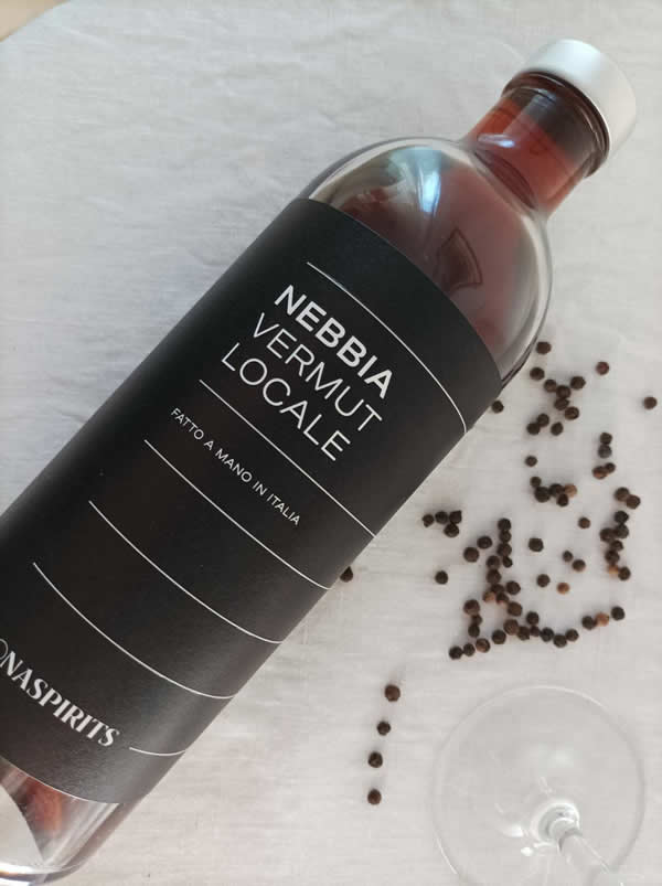 Bottiglia di Vermut Nebbia di IconaSpirits