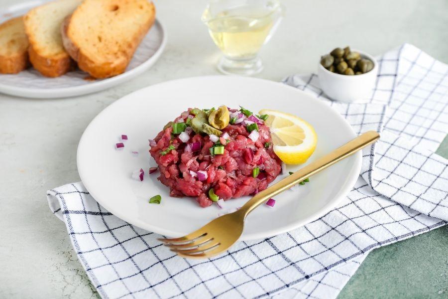 Tartare di carne alle ligure