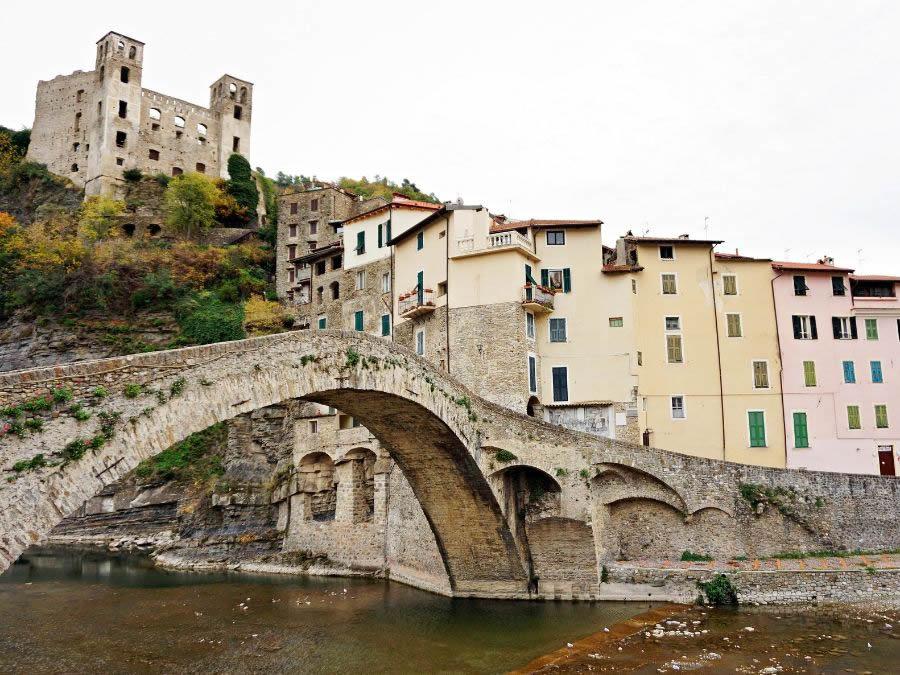 Posti romantici in Liguria: ecco 10 destinazioni favolose Posti romantici in Liguria: ecco 10 destinazioni favolose