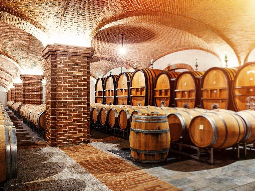 Allarme per il vino italiano: picchi di giacenze da smaltire
