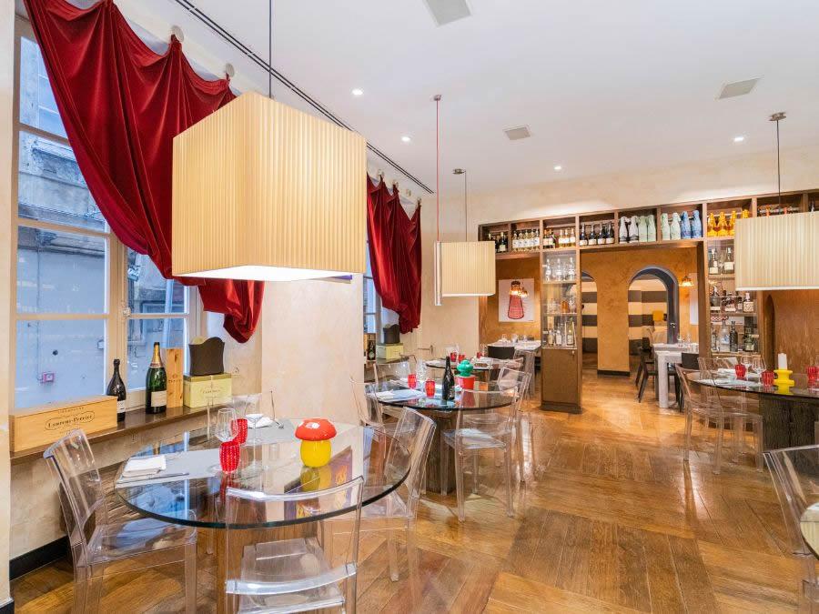 Interni del Ristorante 20TRE di Genova