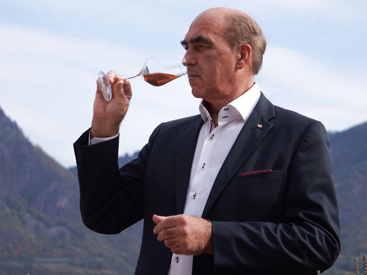 the-The WineHunter Award 2024: guida al top dell'enogastronomiawinehunter-award-2024-guida-al-top-dellenogastronomia