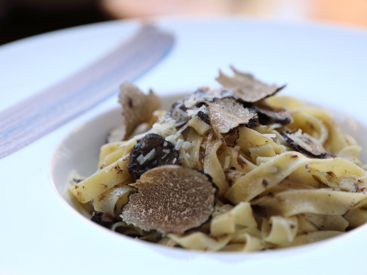Tagliatelle al tartufo
