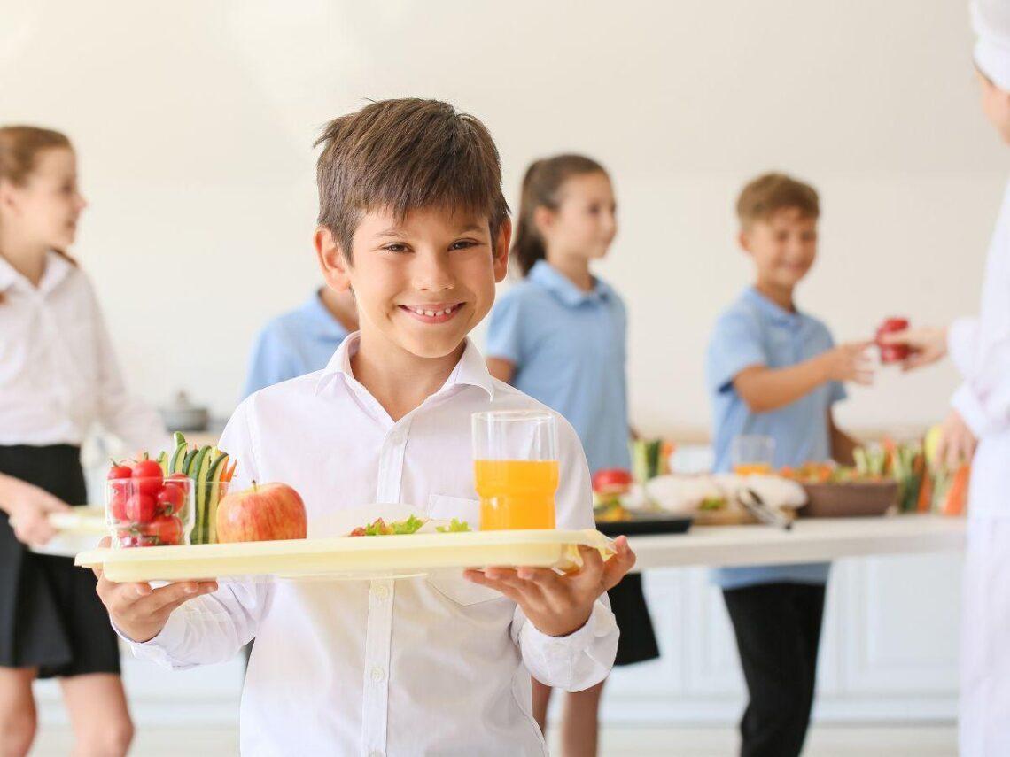 Mense scolastiche: migliora la qualità ma si spreca il cibo