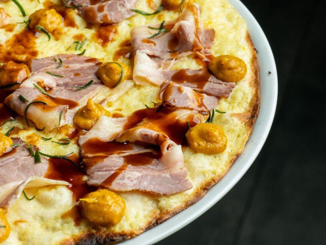Royalbeef x Splendori Pizza: steakhouse e pizza d'autore a Ostia