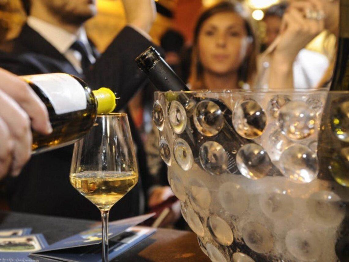Degustazione di vino a Rome Wine Expo 2025