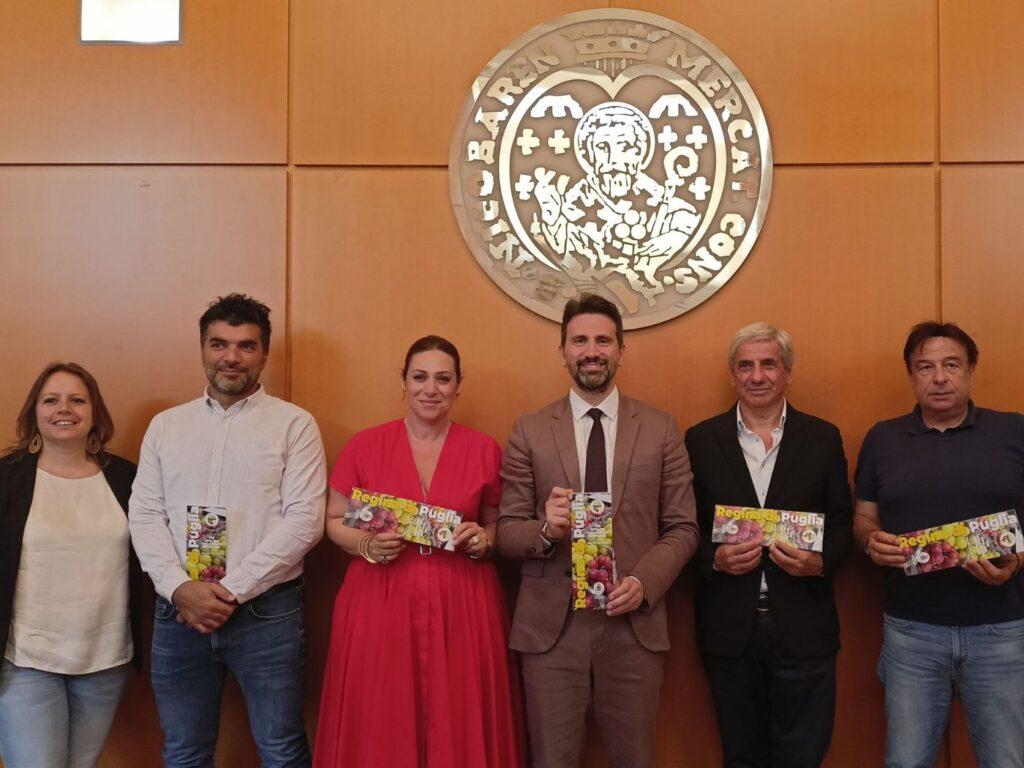 Le autorità di Bari alla presentazione dell'evento Regina di Puglia