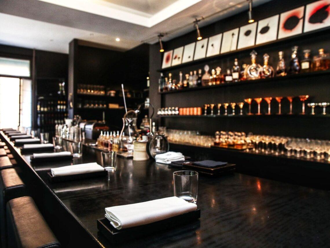 Le Iris a Bergamo, il cocktail bar che attira tutti