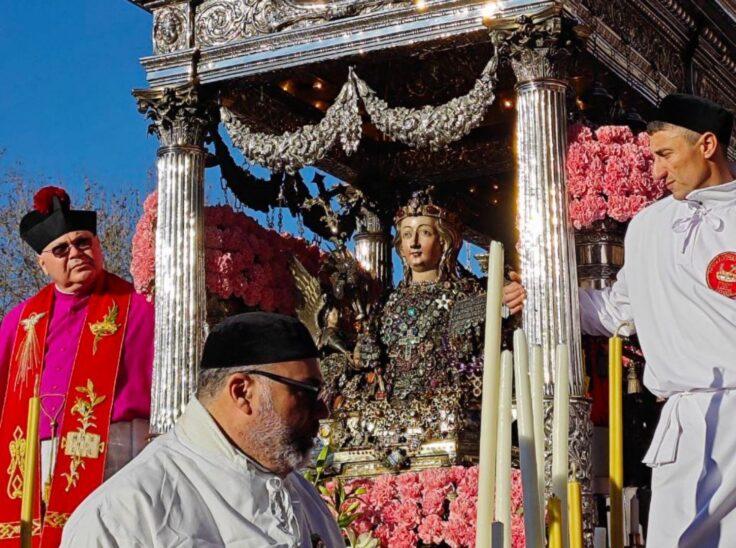 A Catania il giro esterno di Sant’Agata diventa un percorso gastronomico