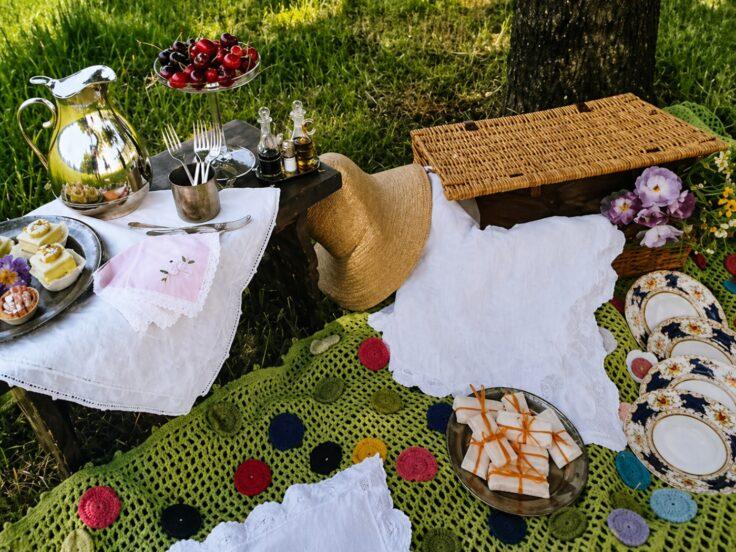 Storia del picnic: origini, evoluzione e consigli pratici