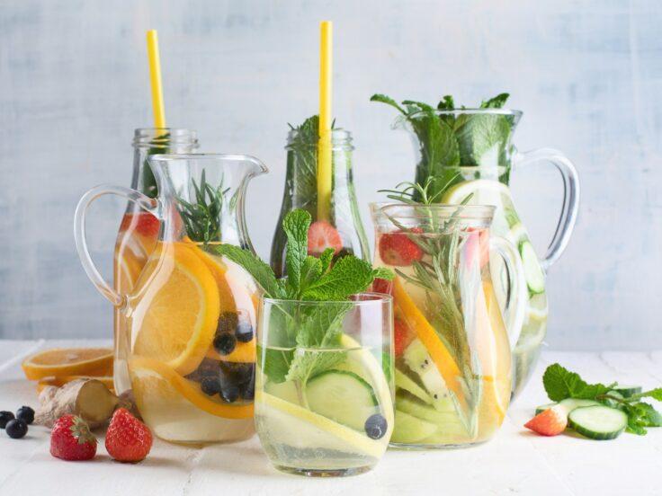 Acque detox: benefici reali, ricette e miti da sfatare