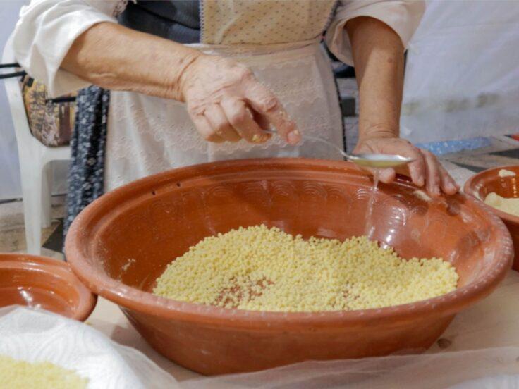 Preparazione della fregola a Bio Festival 2026 Sardegna