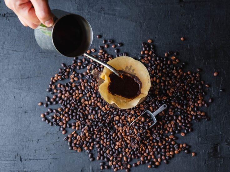 Metodi di estrazione del caffè: differenze tra espresso, filtro e French Press